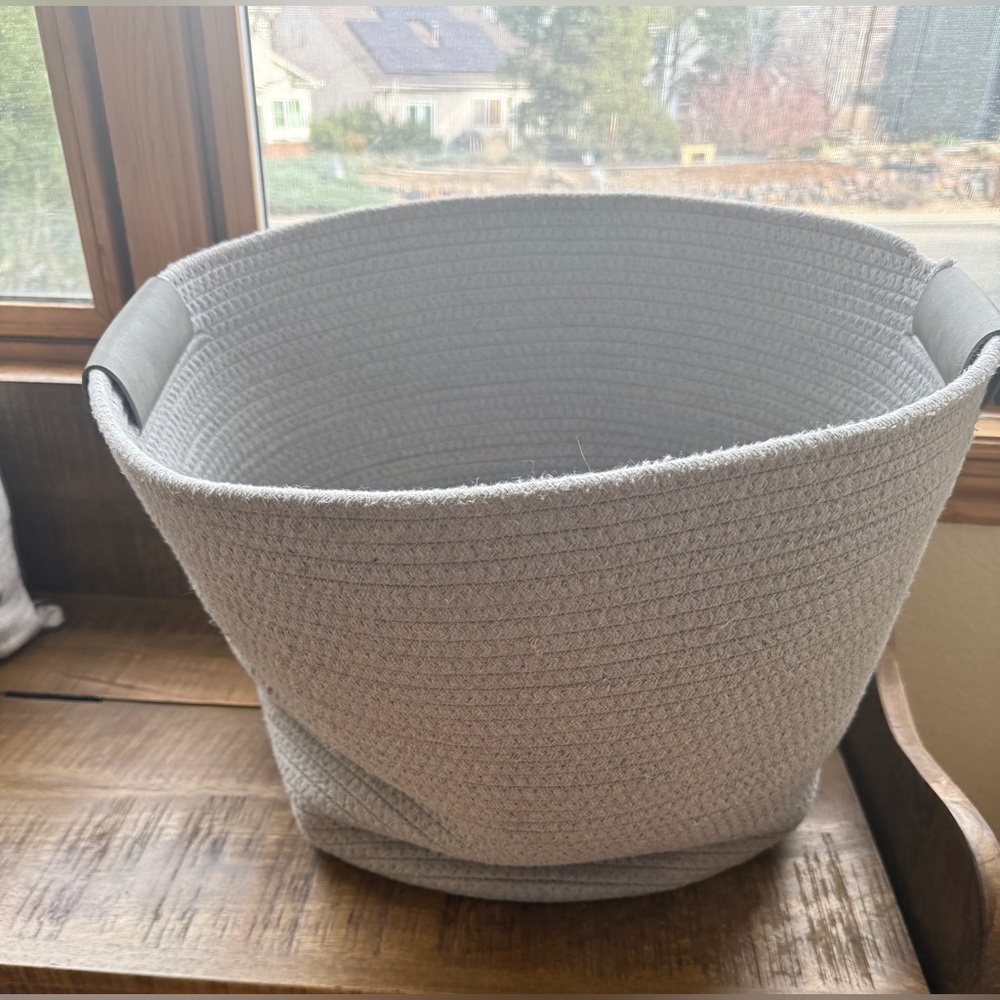 Threshold grey coiled rope storage basket - Picture 5 of 6